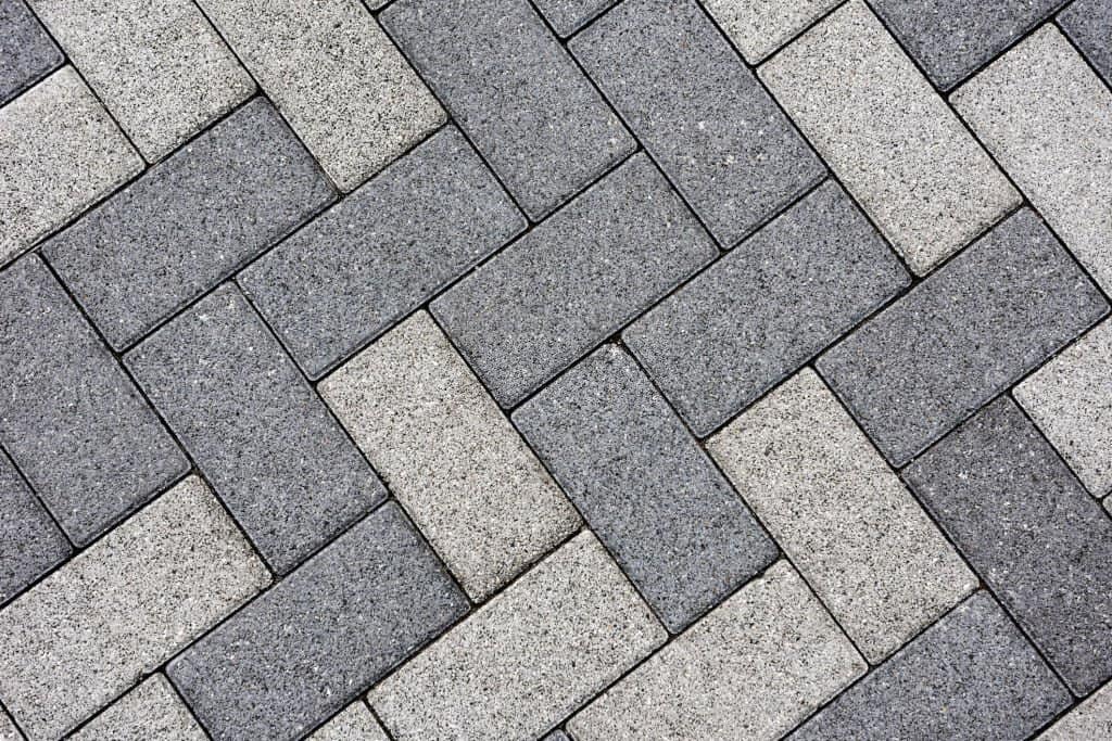 3 Downloader.la 63933f566b22d - Wheaton Lawns hardscaping closeup