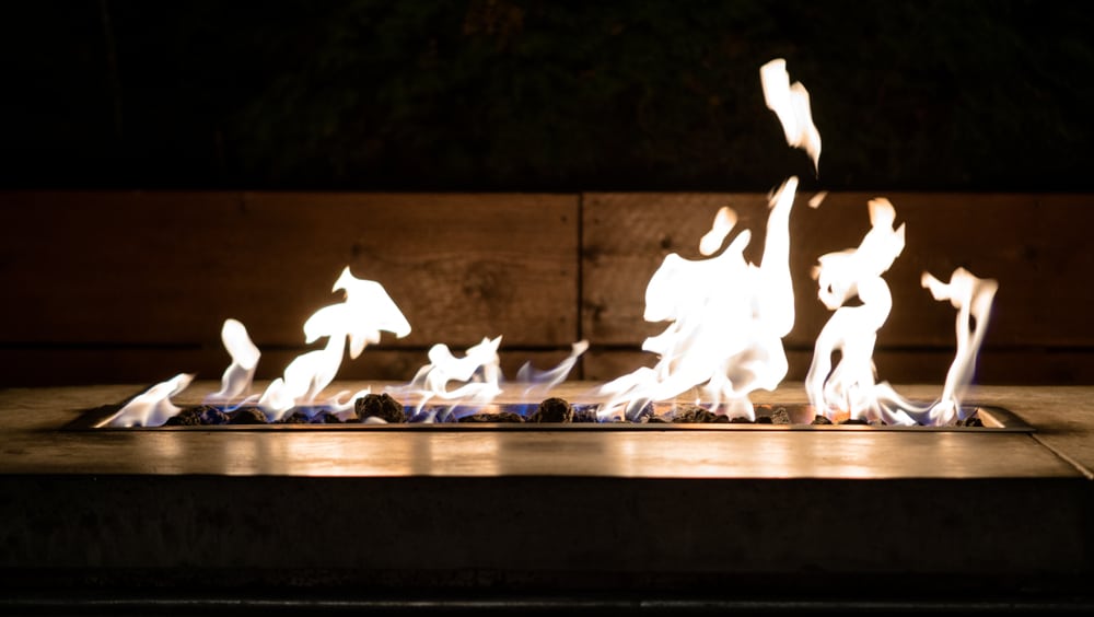 A stunning, well-designed fire pit to elevate the visual appeal of a home! Want to add to your Arlington or Fremont property? Call the Wheaton Lawns team today! 